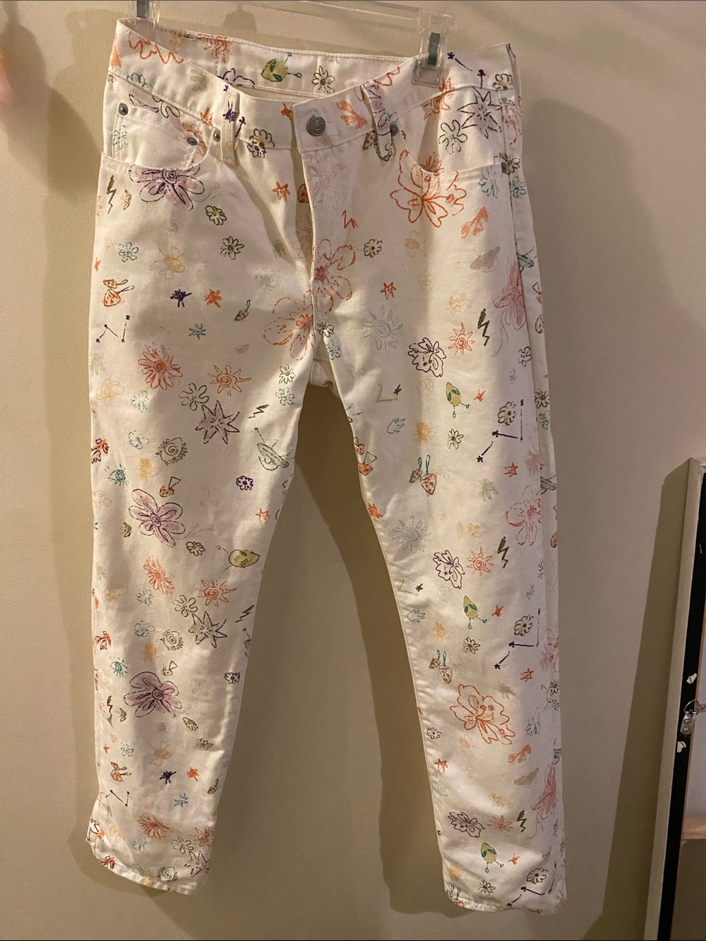 Levi’s Doodle Floral Jeans similar to Cynthia doodle